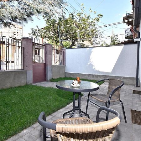 The Nut Guest House Yerevan Ngoại thất bức ảnh