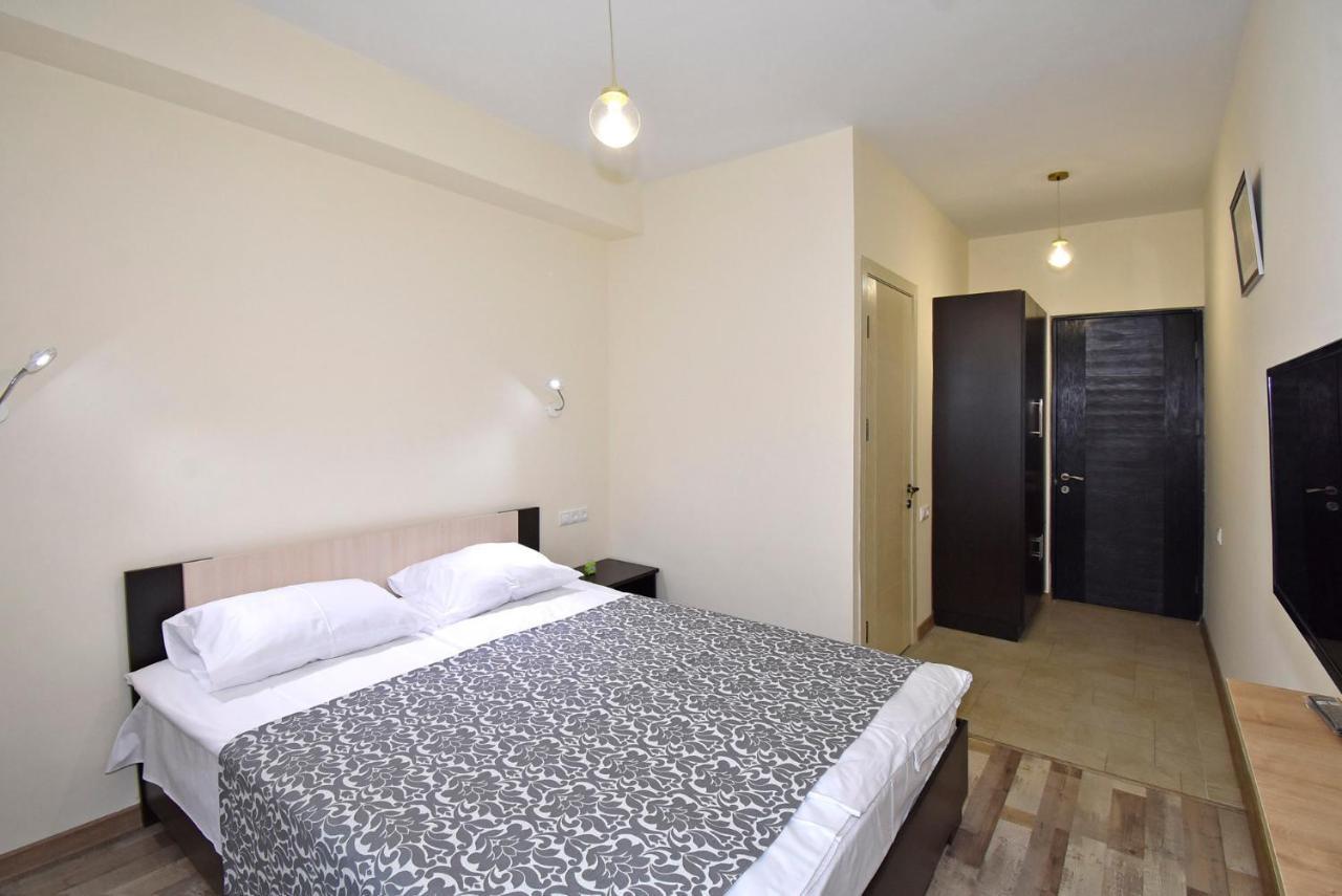 The Nut Guest House Yerevan Ngoại thất bức ảnh