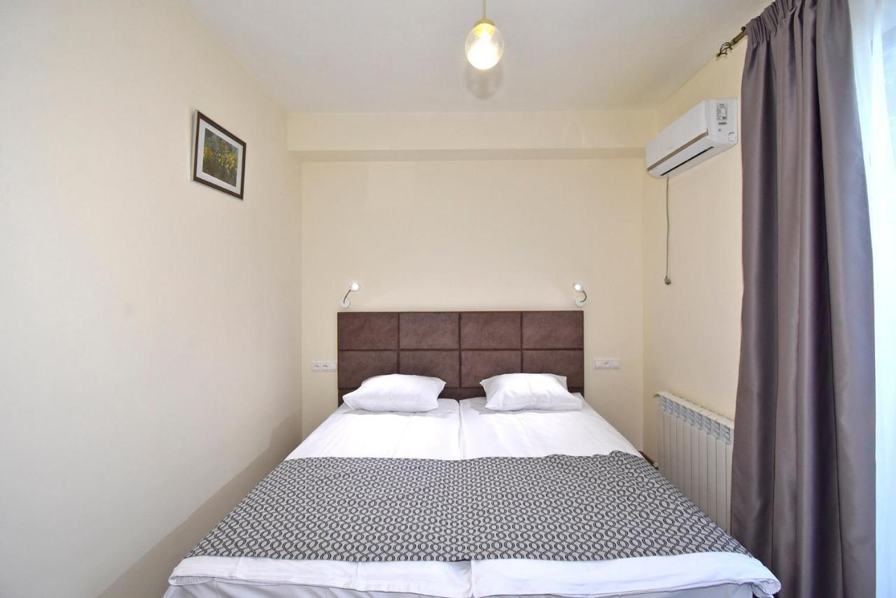 The Nut Guest House Yerevan Ngoại thất bức ảnh